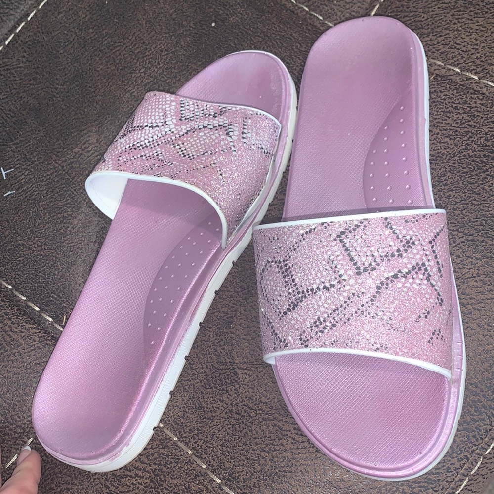 size 10 rhinestones snake print purple  sandals